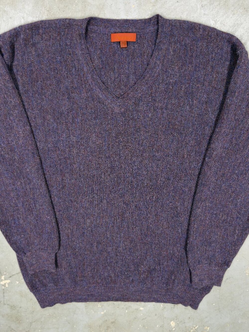 Men's V-Neck Sweater in Heathered Purple